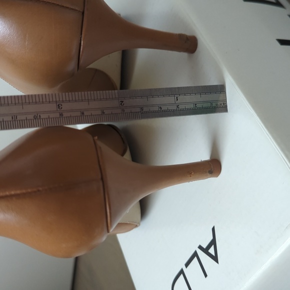 Aldo leather pumps size 37B - Picture 4 of 14